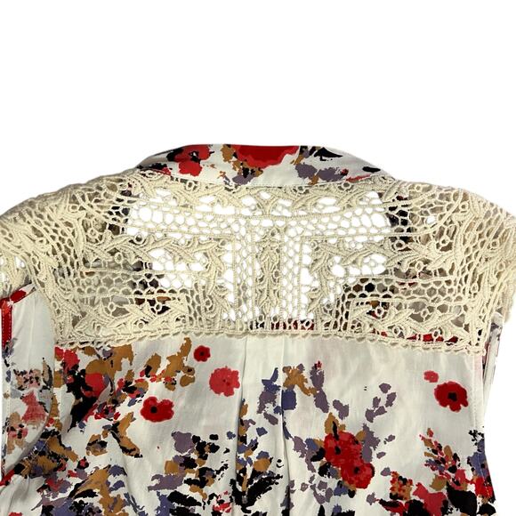 Market & Spruce SMALL Cassie Crochet Detail Top - Stitch Fix Sleeveless Blouse - Picture 10 of 11